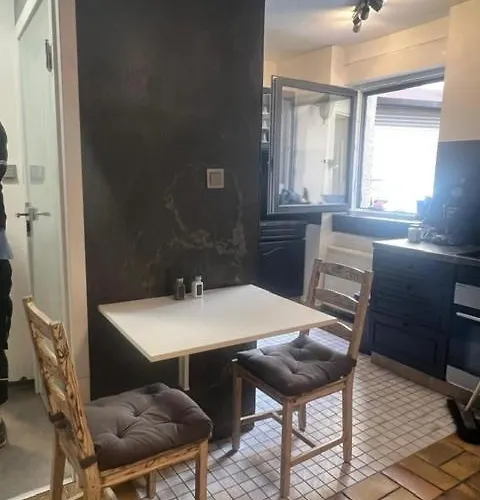 Gemuetliche Eg-fewo Im Haus Zur Vulkaneifel In Apartamento *